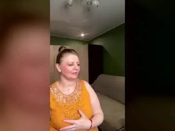Chaturbate Adult Video Chat of leona_tracie
