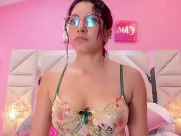 Chaturbate Live Sex Cam of luna_hix