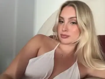 Chaturbate Best live sex cam show of bellaryderr