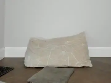 Chaturbate Sex Cam of bigtroublelittlechina