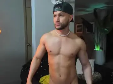 Chaturbate Adult Video Chat of paul_reyborg