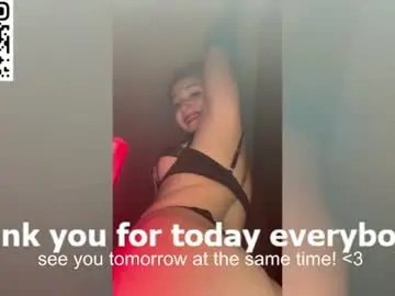 Chaturbate Live Sex Cam of cherry_pie_88