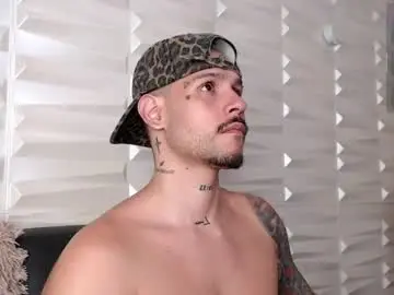 Chaturbate Live Sex Cam of david_col11