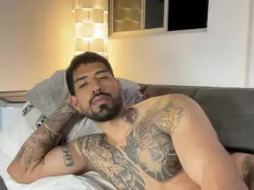 Chaturbate Watch Live Sex Cams of myke_esthetic