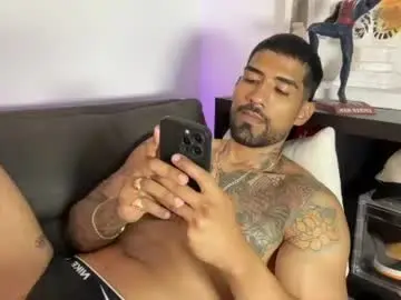 Chaturbate Watch Live Sex Cams of myke_esthetic