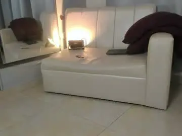 Chaturbate Sex Chat of emma_and_aysha