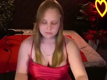 Chaturbate Best Webcam of crystallpaws_