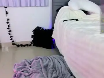 Chaturbate Live Sex Cam of lein_bone