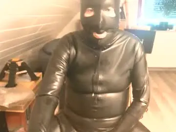 Chaturbate Live Porn of rubberbondage67
