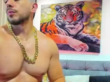 Chaturbate Live Sex Cam of dante_adamss