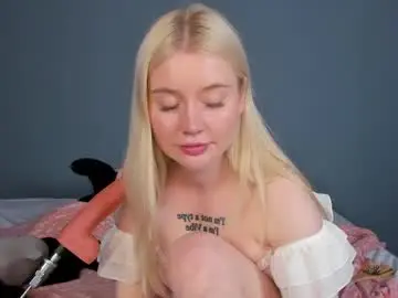 Chaturbate Live Porn of lillie_berry
