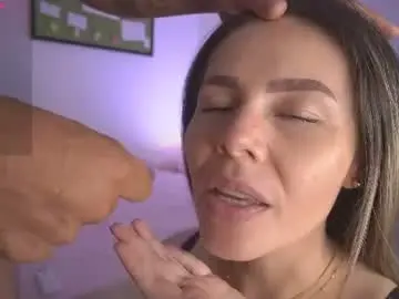 Chaturbate Live Sex Cam of tinacb