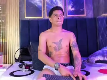 Chaturbate Live Sex Cam of anthony_hotxx