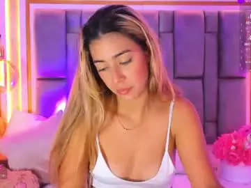 Chaturbate Best live sex cam show of hannabronw