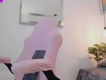 Chaturbate Live Sex Cam of io_chie_