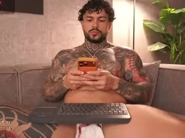 Chaturbate Nude Webcam of mariano_costa