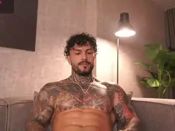 Chaturbate Sex Cam of mariano_costa