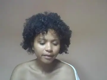 Chaturbate Nude Webcam of sylvaniah01