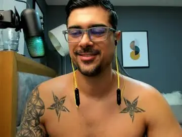 Chaturbate Free Live Porn of adam_clarke