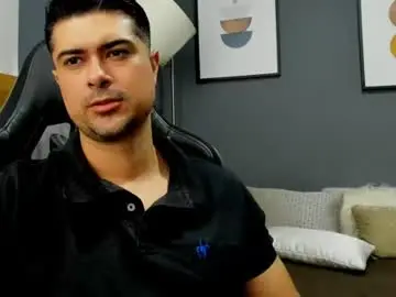 Chaturbate Free Porn Cam of adam_clarke