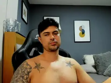 Chaturbate Free Porn Cam of adam_clarke