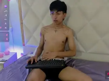 Chaturbate Adult Webcam of aress_tay