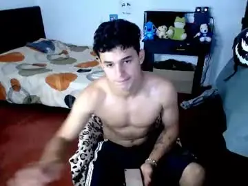 Chaturbate Free Porn Cam of freddy_romans2