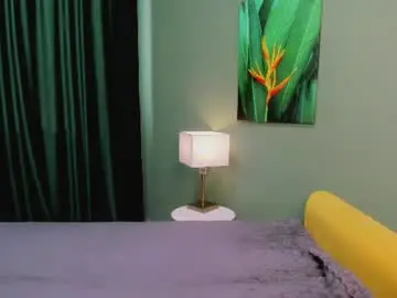 Chaturbate Live Sex Cam of ellenlamb_