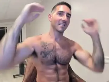 Chaturbate Free Porn Cam of johnprice325