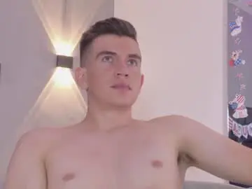 Chaturbate Watch Live Sex Cams of mikaelslow