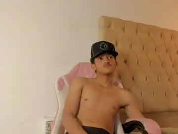 Chaturbate Nude Webcam of alpha_marcus