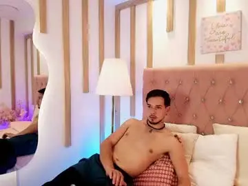 Chaturbate Best live sex cam show of leonardfoxx