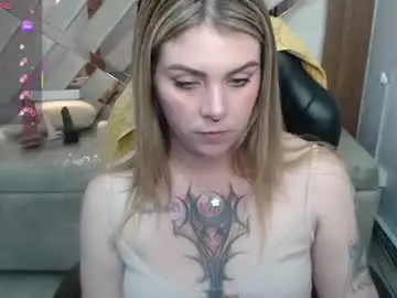 Chaturbate Live Sex Cam of paula_b_