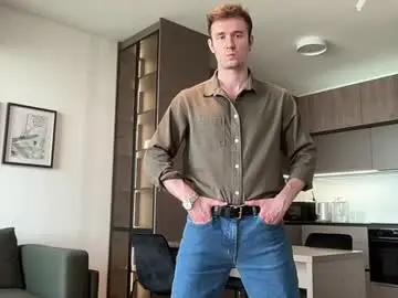 Chaturbate Live Sex Cam of cute_skywalker
