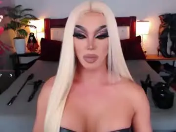 Chaturbate Watch Live Sex Cams of jenifers_body
