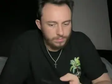 Chaturbate Free Porn Cam of cloudyydayzz