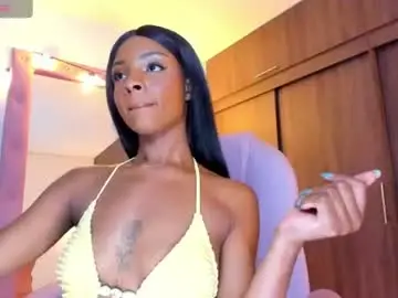 Chaturbate Live Sex Cam of alika_houston