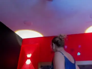 Chaturbate Watch Live Sex Cams of rosyroos
