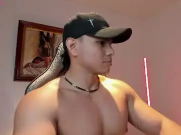 Chaturbate Adult Webcams of roy__constance