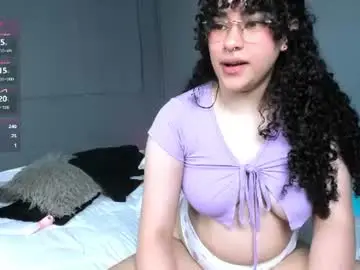 Chaturbate Free Porn Cam of urcurlycurvy