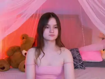 Chaturbate Live Sex Cam of strawbunnybite