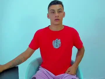 Chaturbate Live Sex Cam of max_wild01