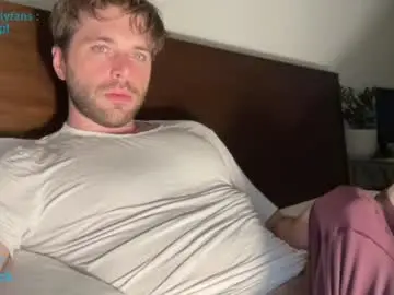 Chaturbate Private Sex Chat of hot8pack01