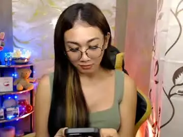 Chaturbate Sex Chat of pia_worthsback
