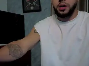 Chaturbate Live Sex Cam of alejandrojf_00