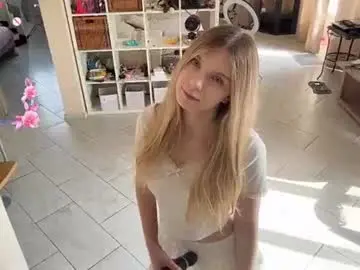 Chaturbate Free Porn Cam of chloe_show