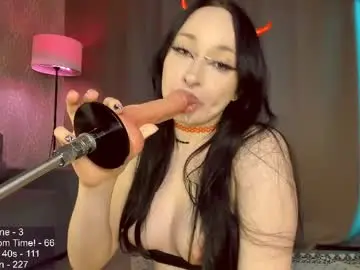 Chaturbate Free Live Porn of nerdy_freyua
