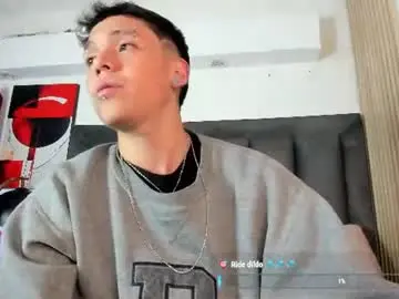 Chaturbate Live Porn of noahh_saenz
