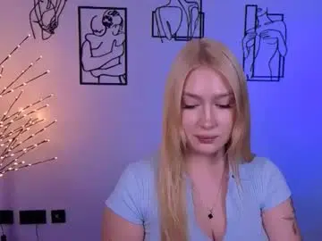 Chaturbate Live Sex Cam of playful_sophie