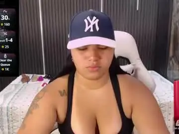 Chaturbate Live Porn of valeri_harpers4